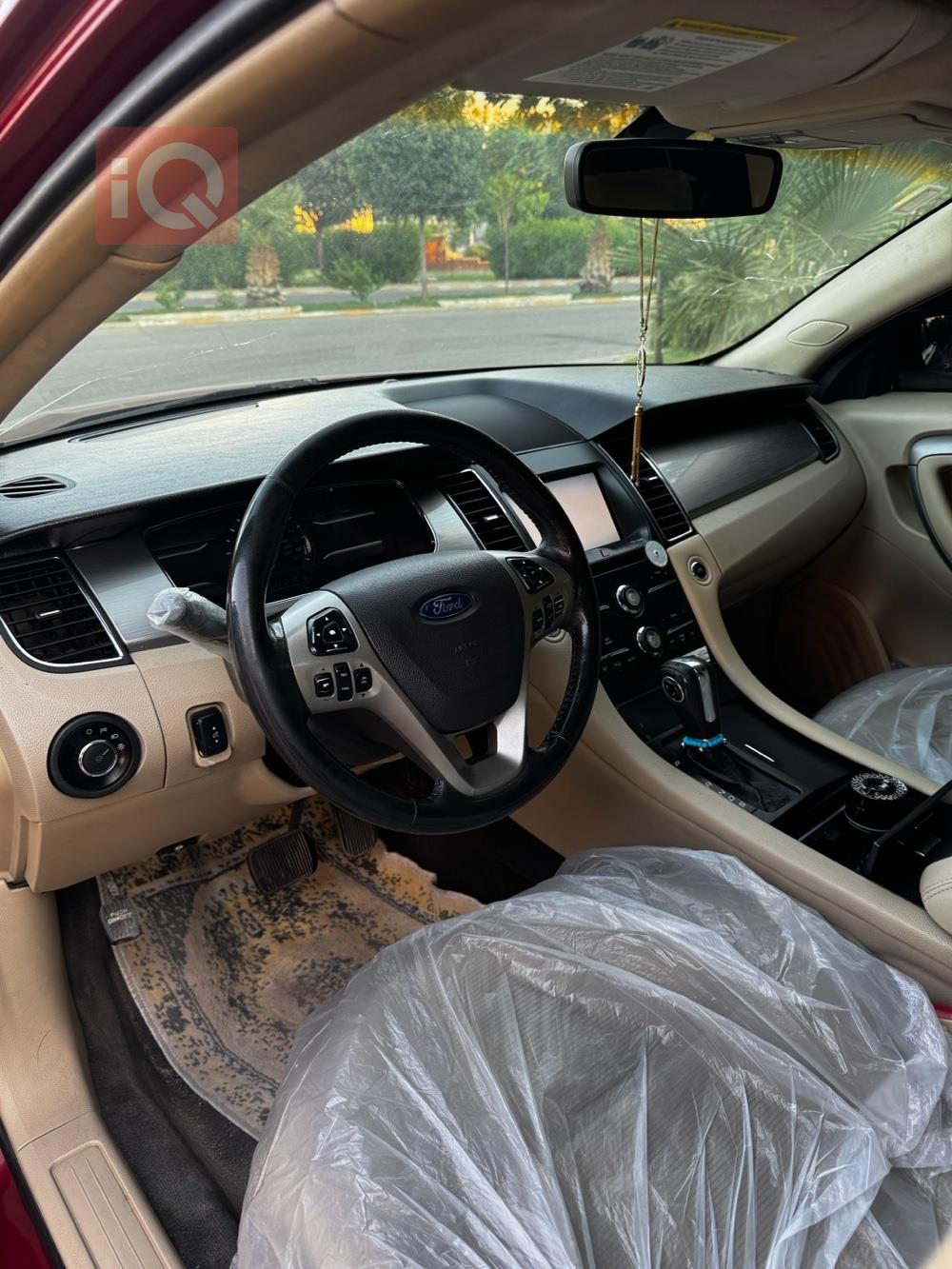 Ford Taurus